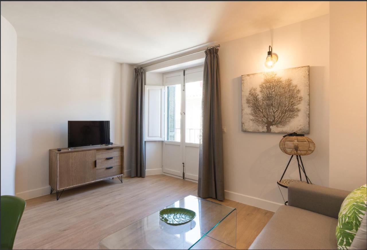 Merced10 Duplex 3H مالقة المظهر الخارجي الصورة